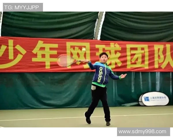 南京网球队的节奏解析与训练策略探讨助力竞技水平提升 南京网球队的节奏解析与训练策略探讨助力竞技水平提升
