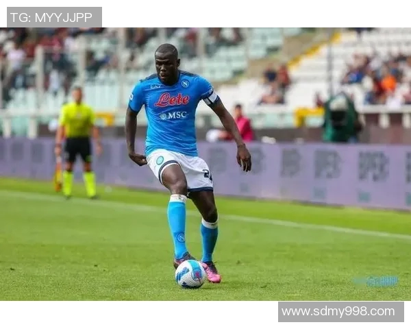 巴利在足球界的成就与影响力解析